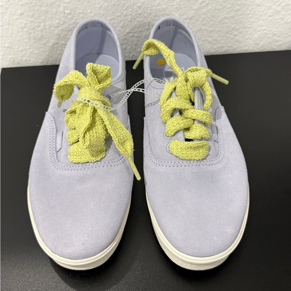 New Authentic Low Pro Vans suede sneakers Halogen Blue/Lilac